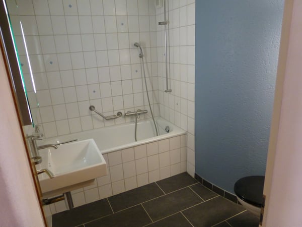 Charmante 3.5-Zimmer-Altbauwohnung in Bieler Altstadt 4