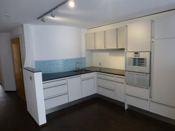 Charmante 3.5-Zimmer-Altbauwohnung in Bieler Altstadt 2