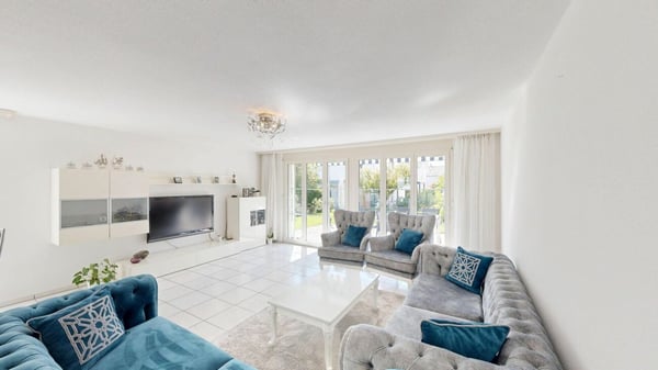 Wohnglück in Buchs ZH - Reiheneckhaus mit Garten zum Verlieben 2