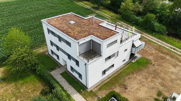3.5-Zimmer-Gartenwohnung mit exklusivem 245 m² Garten und gedeckter Terrasse 22