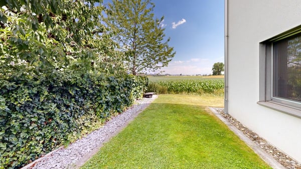 3.5-Zimmer-Gartenwohnung mit exklusivem 245 m² Garten und gedeckter Terrasse 17