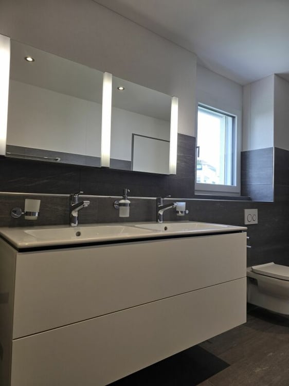 Helle, moderne Wohnung mit besten Verkehrsanbindungen 13