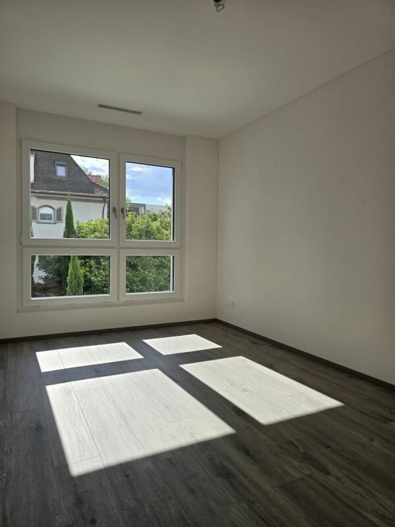 Helle, moderne Wohnung mit besten Verkehrsanbindungen 8