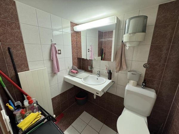 Schöne und grosszügige Ladenräumlichkeit in der Thuner Altstadt 8