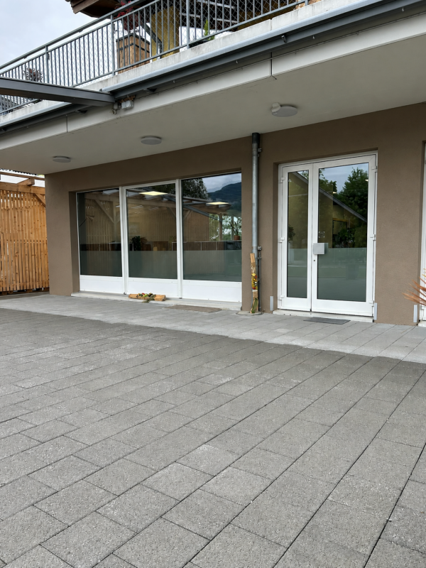 Moderne Gewerberäumlichkeiten an idealer Lage zu vermieten