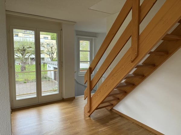 Top 8-Zimmer-Doppeleinfamilienhaus inkl. Dachwohnung 9
