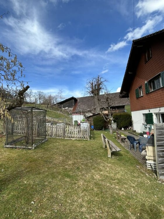 Ländliche 4-Zimmerwohnung mit traumhafter Aussicht 11