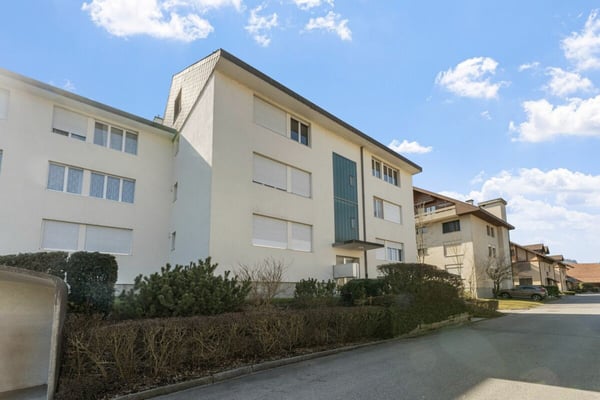 Grosszügige 3.5-Zimmerwohnung mit Balkon an zentraler Lage zu vermieten 10