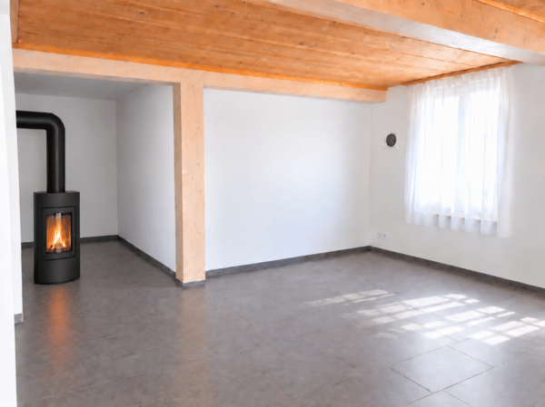 4.5-Zimmerwohnung auf dem Land mit grossem Balkon zu Vermieten 2