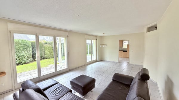 Gepflegtes, freistehendes Einfamilienhaus in ruhigem Quartier 11