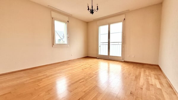 Gepflegtes, freistehendes Einfamilienhaus in ruhigem Quartier 24