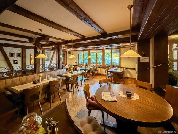 Renditestarke historische Hotel-, Gastro-, Bar- Immobilie 3