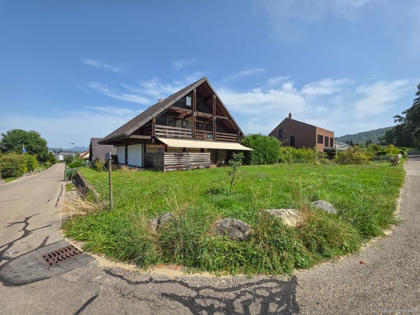 Grosszügiges Einfamilienhaus - Weitblick, Waldnähe & Gartenparadies 2