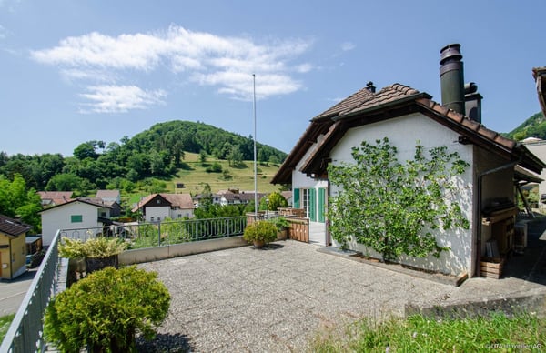 Generationenwohnen - Einfamilienhaus + Bauland für ein Doppelhaus 1