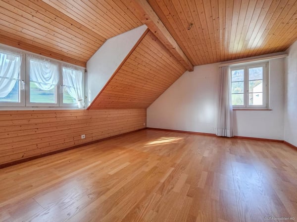 Generationenwohnen - Einfamilienhaus + Bauland für ein Doppelhaus 12