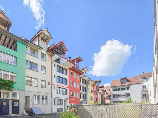 Wunderschöne grosszügige Altstadtwohnung im Herzen der Stadt 2