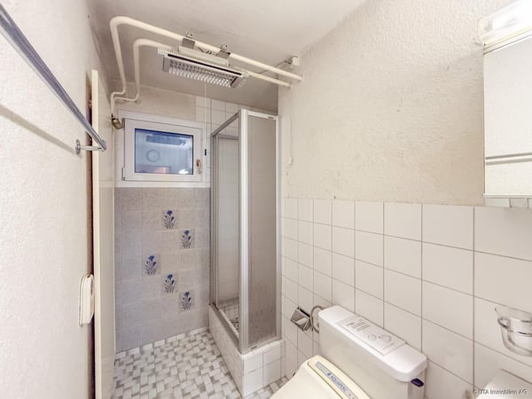 Freistehendes Einfamilienhaus mit grosszügigem Garten 11