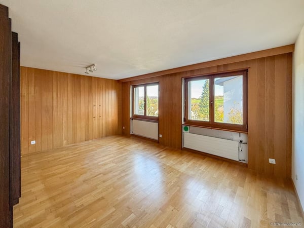 Freistehendes Einfamilienhaus mit grosszügigem Garten 8