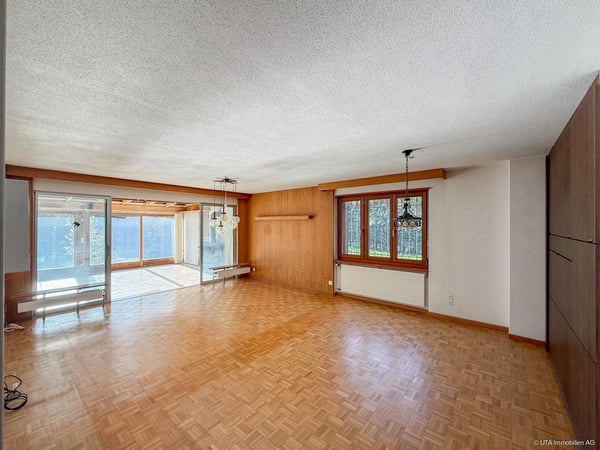 Freistehendes Einfamilienhaus mit grosszügigem Garten 4