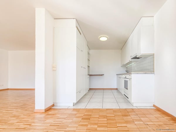 Komfortable 1.5 Zimmer-Wohnung mit sonnigem Balkon-zentral gelegen 8