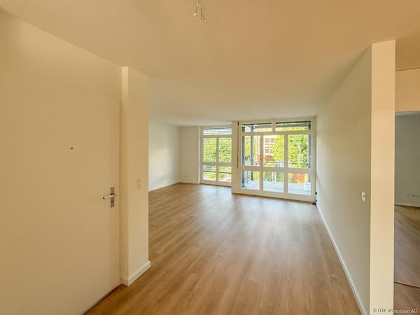 Schöne helle Wohnung mit neuem Ausbaustandard 3