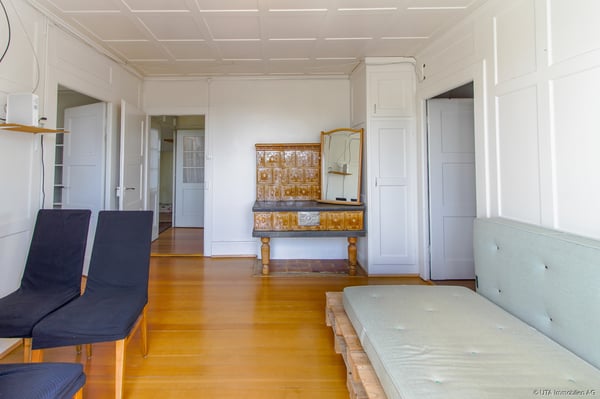 Zweifamilienhaus an zentraler Lage mit attraktivem Umbaupotenzial 13