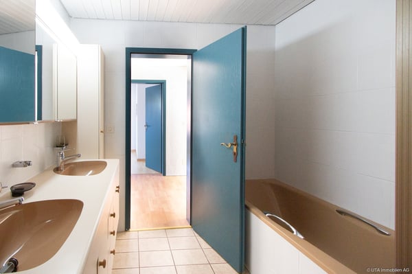 Zweifamilienhaus mit Charme und vielseitigen Nutzungsmöglichkeiten 12