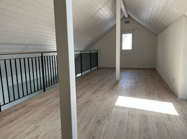 Moderne 3½-Zimmer-Duplex Dachwohnung mit Galerie 10