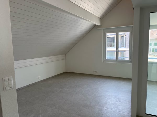 Moderne 3½-Zimmer-Duplex Dachwohnung mit Galerie 6