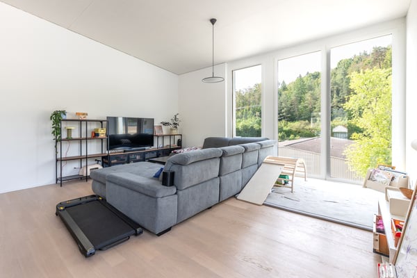 Urbanes Wohnen auf zwei Ebenen - grosszügige Maisonette-Attikawohnung 4