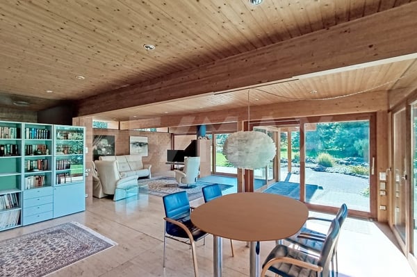 Einfamilienhaus im Bungalow-Stil mit Wellness-Oase und grossem Garten 6