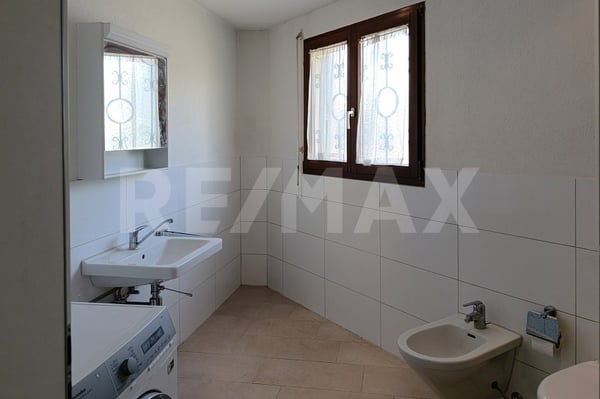 Einfamilienhaus mit grossem Potenzial an gut erschlossener Lage 6