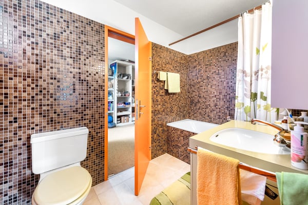 Freistehendes 1.5 Zimmer EFH mit schöner Aussicht 11