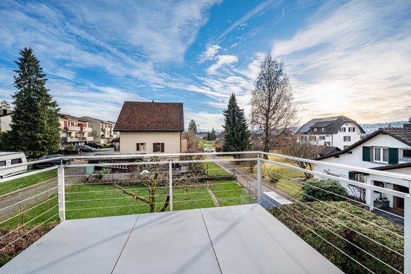 1-2 Familienhaus an sehr ruhiger Lage in einem beliebten Wohnquartier 2