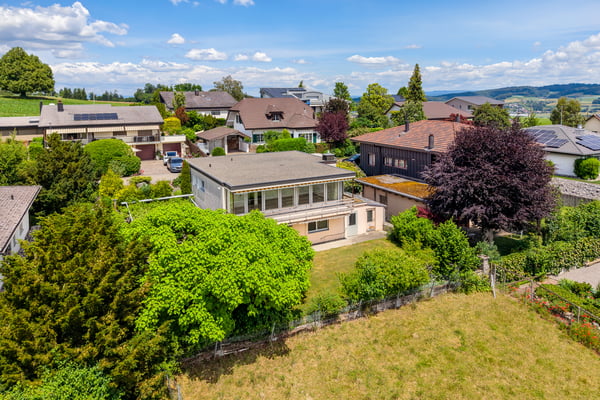 Tolles 5.5-Zimmer-Einfamilienhaus mit atemberaubender Aussicht 2