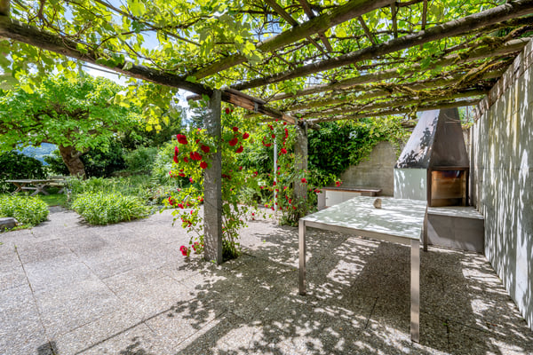 Tolles 5.5-Zimmer-Einfamilienhaus mit atemberaubender Aussicht 3