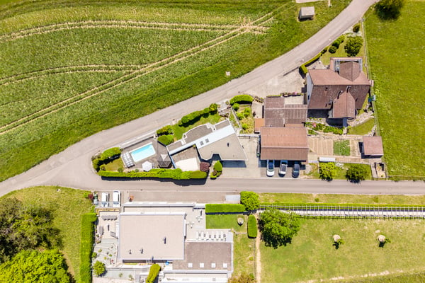 6.5-Zi-EFH am Dorfrand, an wunderschöner, erhöhter Lage mit Weitblick 2