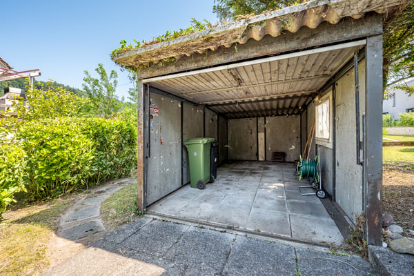 Hübsches Einfamilienhaus mit viel Umschwung und grossem Potenzial 4