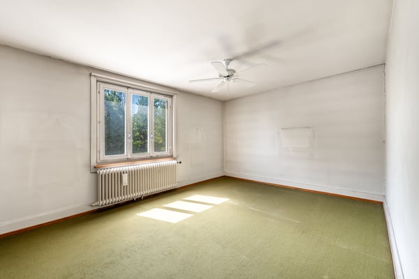 Hübsches Einfamilienhaus mit viel Umschwung und grossem Potenzial 11