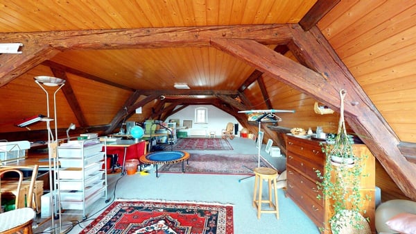 Charmante 1.5-Zimmer Maisonette-Wohnung mit grosszügigem Platzangebot 3