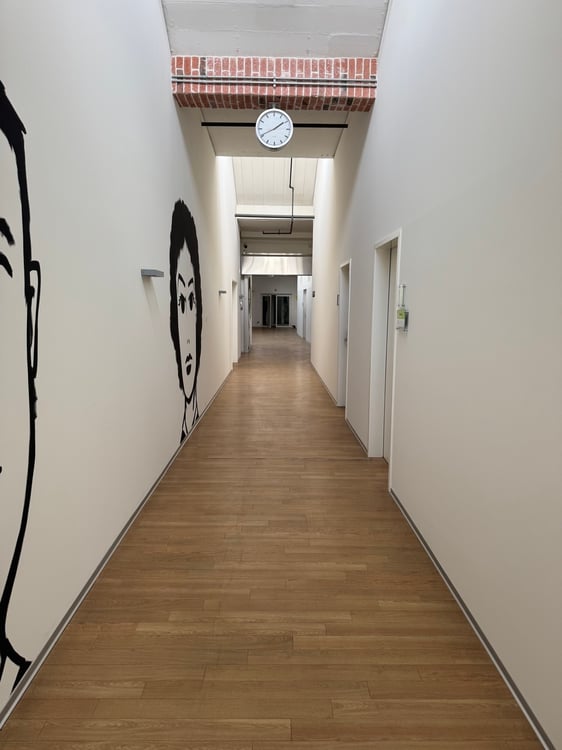 Helle und grosszügige LOFT- Büro- oder Gewerberäume 6