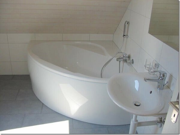 Helle 5.5-Zi. Maisonette-Attikawohnung mit Terrasse und Gartenanteil 3