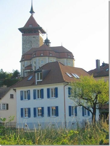 Helle 5.5-Zi. Maisonette-Attikawohnung mit Terrasse und Gartenanteil 9
