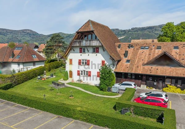 Grosse Maisonette-Wohnung mit Schlossfeeling 12
