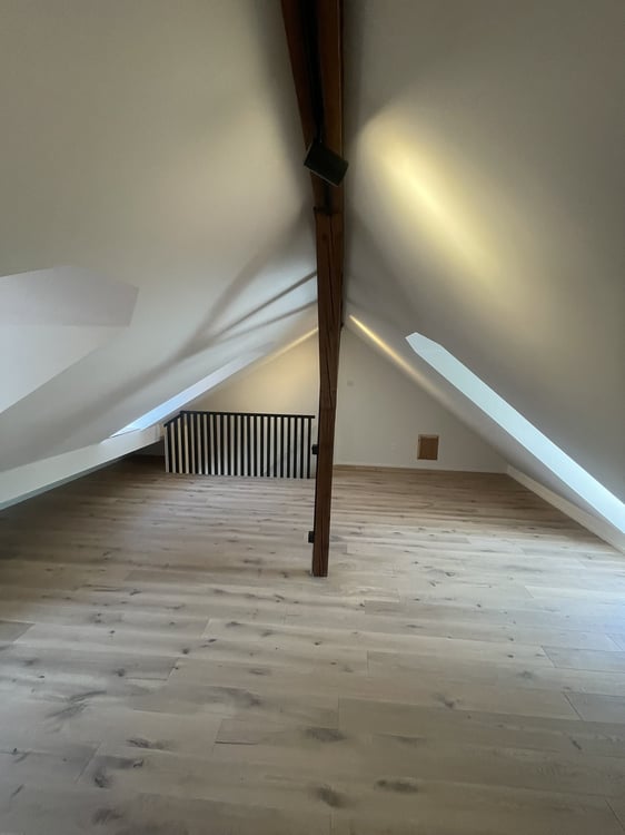 1.5-Zi.-Maisonette in der Klingnauer Altstadt zu vermieten! 3