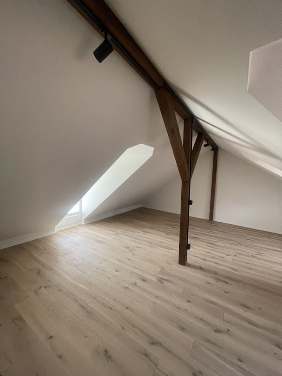 1.5-Zi.-Maisonette in der Klingnauer Altstadt zu vermieten! 2