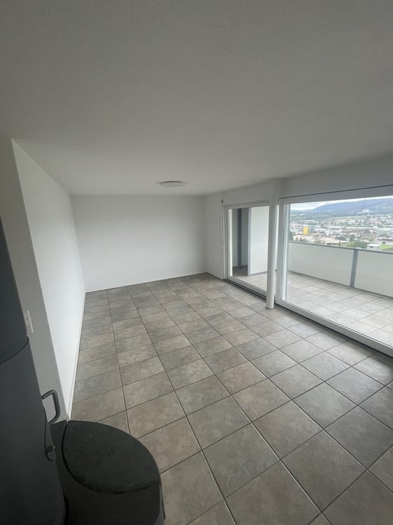 Ein Nest am Waldrand 2