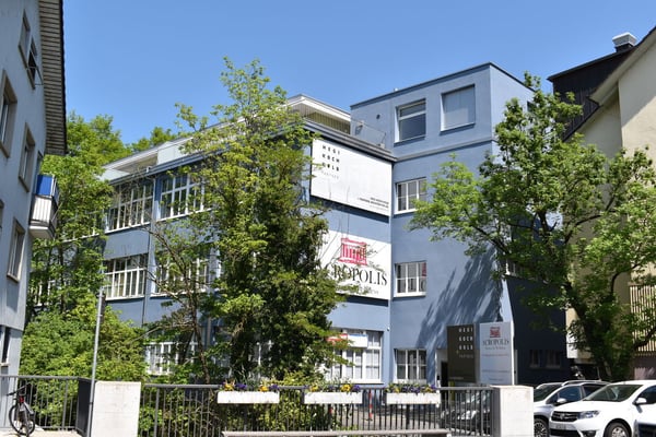 Wohn- und Geschäftshaus an zentraler Lage 2