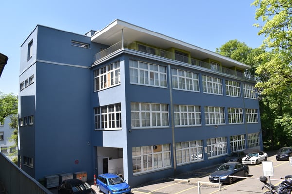 Wohn- und Geschäftshaus an zentraler Lage 1