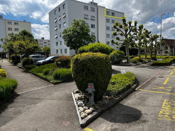 Sehr gepflegte 4½ Zimmerwohnung im obersten Stockwerk 1